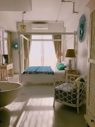4-Bedroom Villa Sea