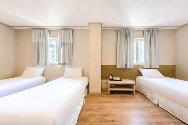 Deluxe Üç Kişilik Oda