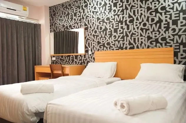 Standard Twin Room