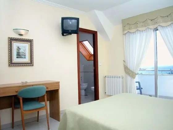 Tek Büyük veya İki Ayrı Yataklı Oda