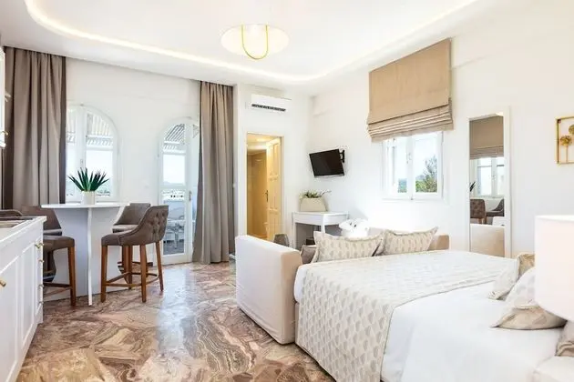 Junior Suite - Ground Level