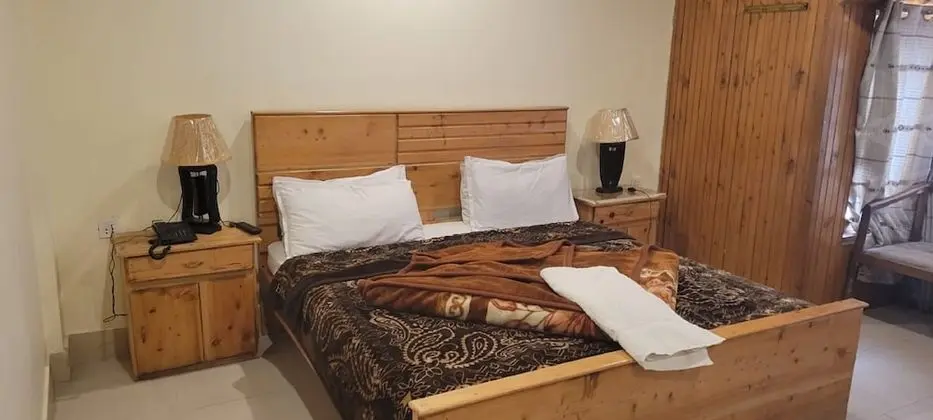 Luxury Tek Büyük Yataklı Oda