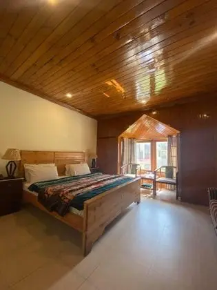 Luxury Tek Büyük Yataklı Oda