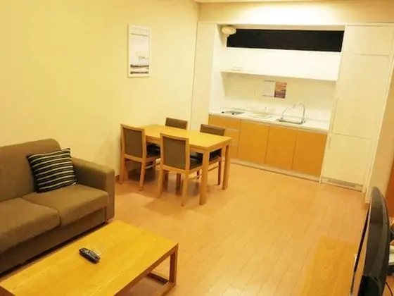 [Mona Breakfast] Deluxe Room+Breakfast (6-9 AM) for 2 @Golf Clubhouse (3-5min. Car Ride)