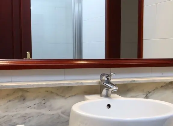 Tek Büyük Yataklı Oda, Balkon