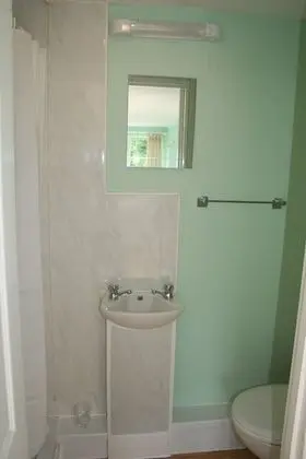Basic Kulübe, 1 Çift Kişilik Yatak