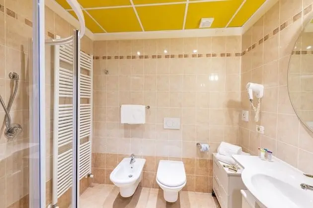 Standard Oda, Balkon, Kısmi Göl Manzaralı