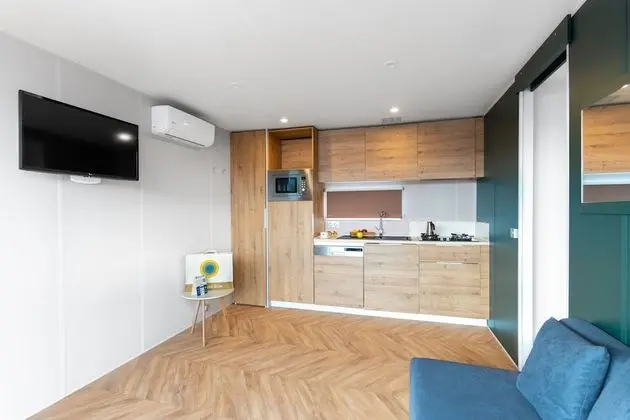 Deluxe Karavan (Pet Friendly)