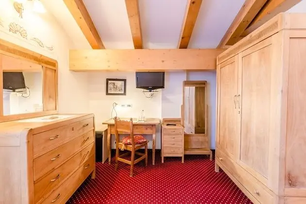 Tek Büyük veya İki Ayrı Yataklı Oda