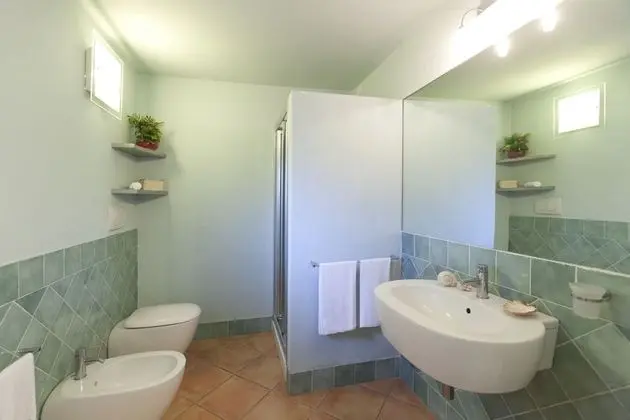 Tek Büyük Yataklı Oda, Engellilere Uygun, Küçük Mutfak