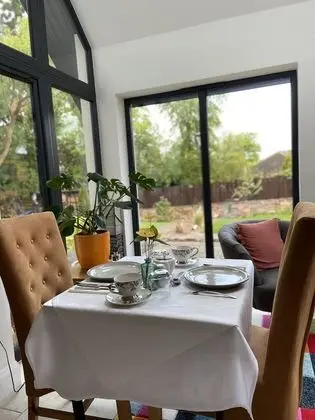 Tek Büyük Yataklı Oda, Banyolu/Duşlu (Skye Room)