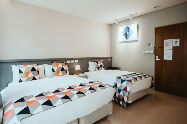 Üç Kişilik Oda (201)