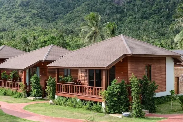 Deluxe Sea View Villa (Second row on beach)
