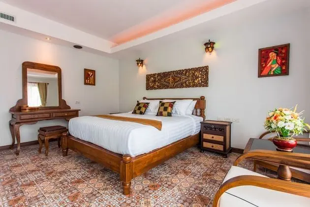 Grand Superior Room