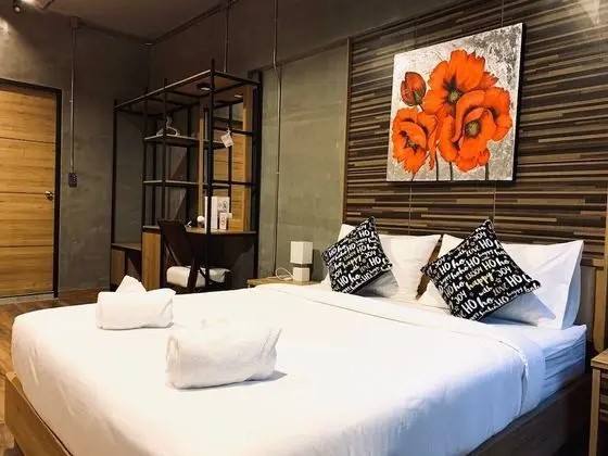 Deluxe Tek Büyük Yataklı Oda
