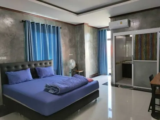 Standard King Room
