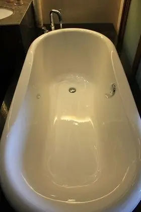 Luxury Tek Büyük Yataklı Oda, 1 Büyük (Queen) Boy Yatak, Göl Manzaralı