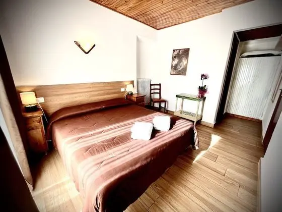 Tek Büyük Yataklı Oda