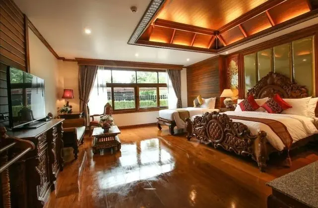 Superior triple room with spa bath