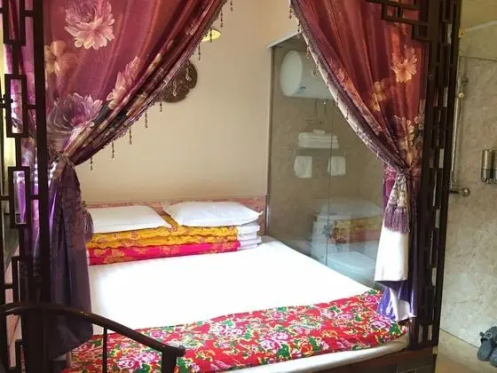 Üç Kişilik Oda