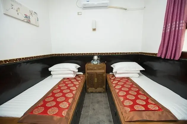 Traditional İki Ayrı Yataklı Oda