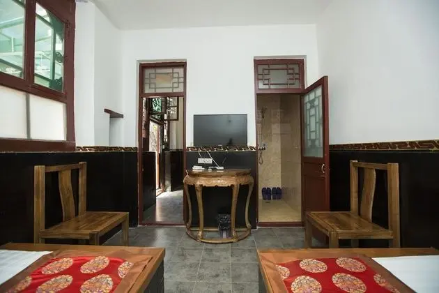 Traditional İki Ayrı Yataklı Oda
