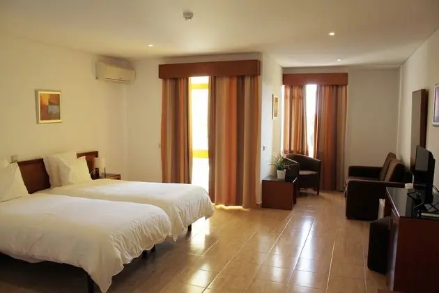 Family Oda (2 Adults + 1 Child)