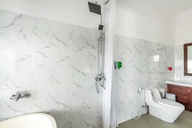Luxury Tek Büyük Yataklı Oda, Küvet