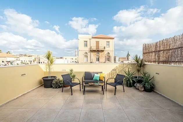 Two-Bedroom Apartment with Terrace and Sea View