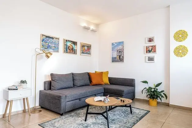 Two-Bedroom Apartment with Terrace and Sea View