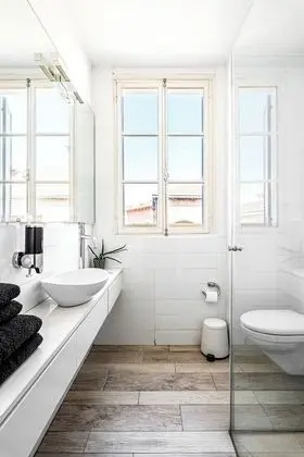 Two-Bedroom Apartment with Terrace and Sea View
