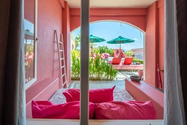Grande Pool View - for Cool Adults Only