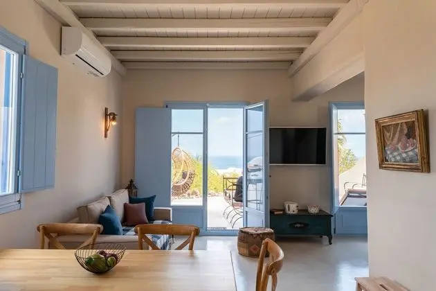 Exclusive Villa, 2 Bedrooms and 1 Attic, Private Pool, Sea and Sunset View