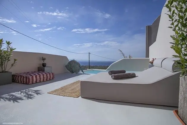 Superior Villa, 2 Yatak Odası, Kişiye Özel Havuzlu, Deniz Manzaralı