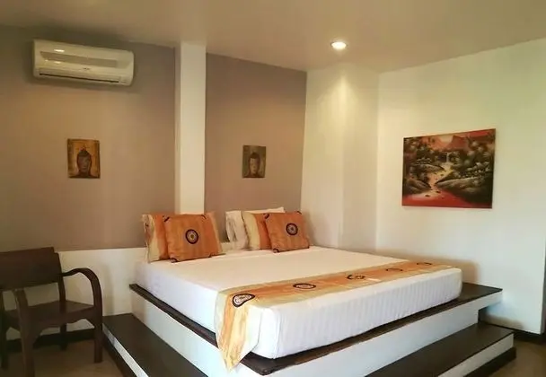Tarente Room
