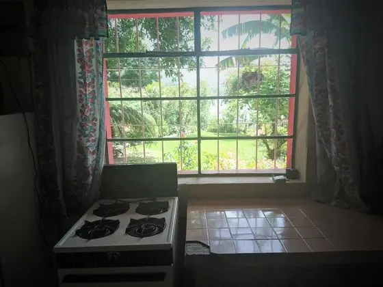 Traditional Ev, Birden Çok Yatak, Göl Manzaralı