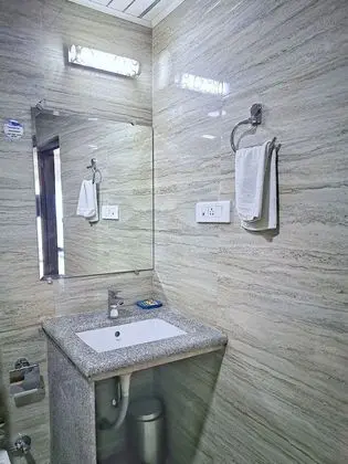 Luxury Oda, 1 En Büyük (King) Boy Yatak, Dağ Manzaralı