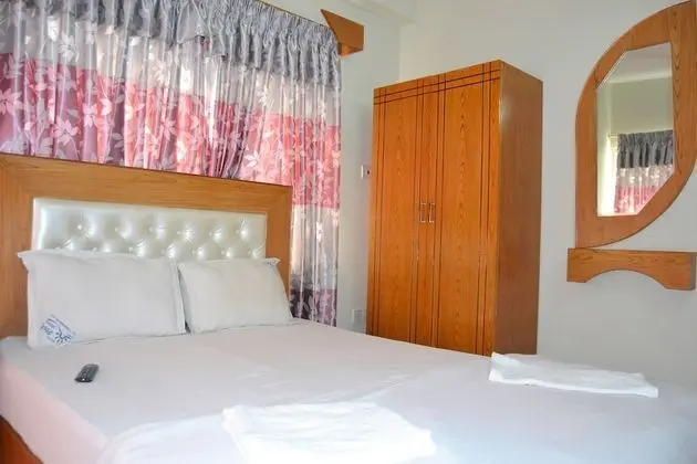 Deluxe Süit, Tepe Manzaralı