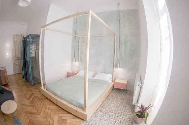 Design Tek Büyük Yataklı Oda