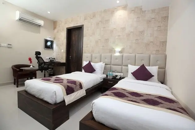 Deluxe Tek Büyük veya İki Ayrı Yataklı Oda