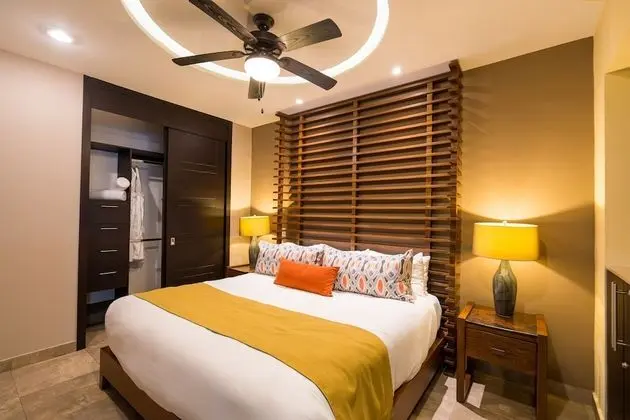 2 Bed Partial Ocean View Suite