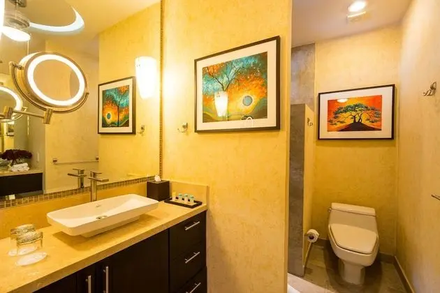 2 Bed Partial Ocean View Suite