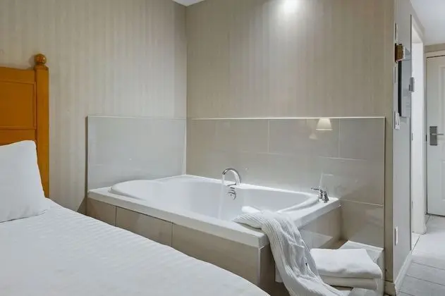 Deluxe Stüdyo, 2 Büyük (Queen) Boy Yatak, Küçük Mutfak