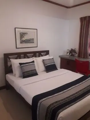 Standard Tek Büyük Yataklı Oda, Bahçe Manzaralı