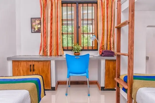 Standard Üç Kişilik Oda, Bahçe Manzaralı