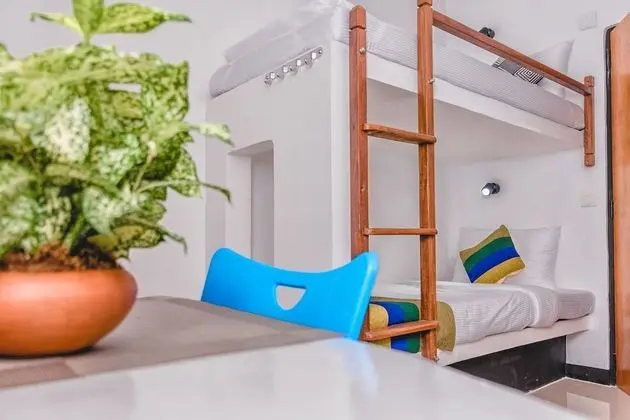 Standard Üç Kişilik Oda, Bahçe Manzaralı