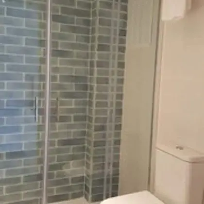 Standard Tek Büyük Yataklı Oda, Kısmi Deniz Manzaralı