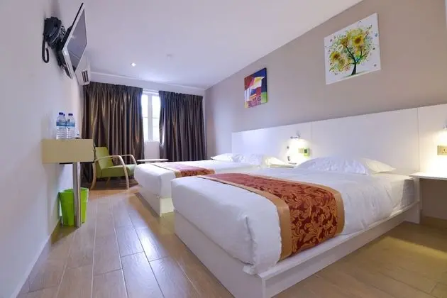 Deluxe Üç Kişilik Oda