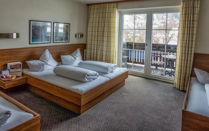 Tek Büyük Yataklı Oda