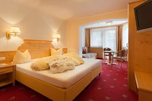 Comfort Tek Büyük Yataklı Oda, Balkon, Dağ Manzaralı